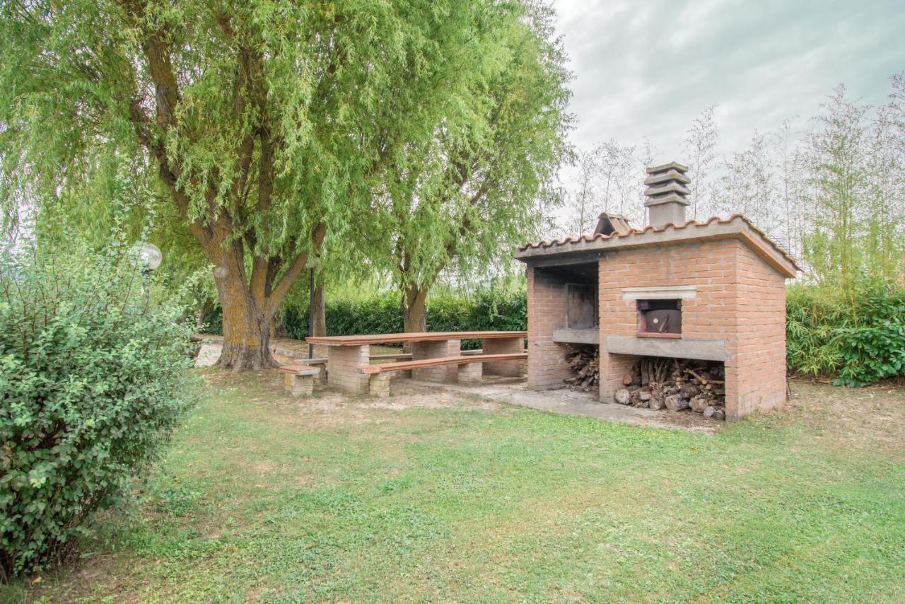 Casa Vacanze Vecchio Granaio Magione Exterior photo